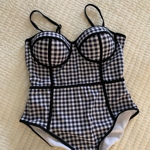Gingham One Piece Medium